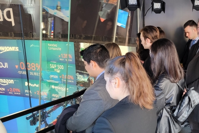 Tobin Honors students have a great day in New York, visiting Nasdaq 960x240