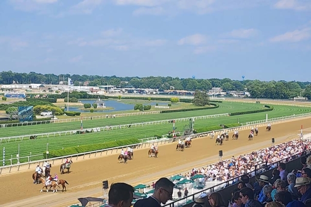 Alumni Turn Out for St. John’s Day at Belmont Stakes
