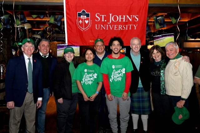 St. John's Alumni gathered at St. Patrick's Day Parade in NYC