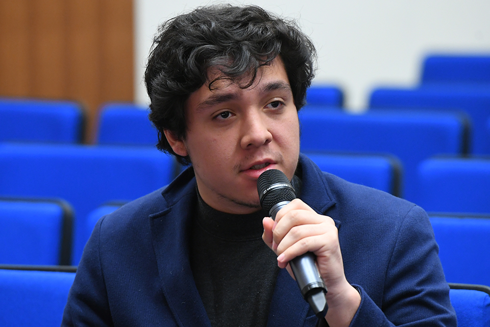 Male asking question at D'Angelo Chair Lecture