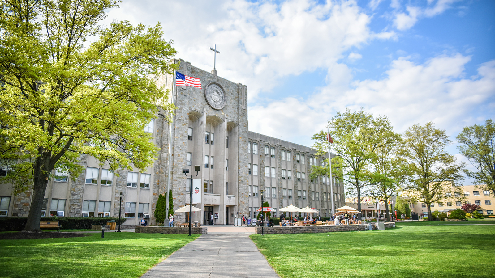 St. John’s University’s New Venture & Innovation Center: Cultivating Entrepreneurship Campus-wide and Beyond