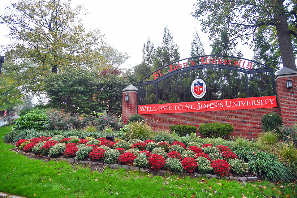 UNITE’s Arrive Alive Tour® Visits St. John’s Staten Island Campus St