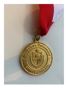 Catholic Scholars Medal close-up