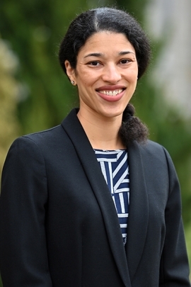 Jessica Harris headshot