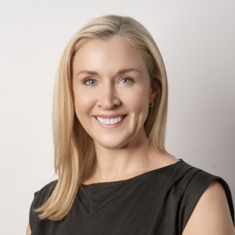 Siobhan Anderson '01TCB, '02M.S.