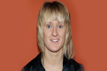 Sara McGrath headshot