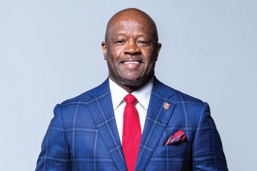 Coach Anderson headshot