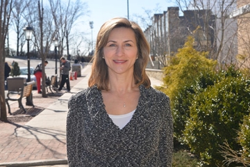 Anna Martin headshot