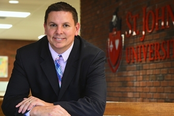 Christopher Hellstrom