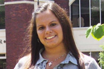 Deana Guarella headshot