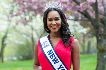 Andreia Gibau ’18CPS with tiara and sash