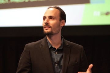 Johnathan Scheiman Headshot