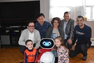 Group Picture with Zenbo
