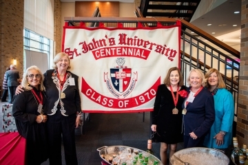 Class of 1970 banner