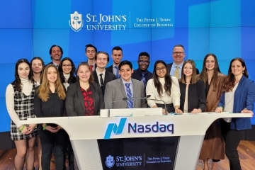 Tobin Honors students have a great day in New York, visiting Nasdaq 960x240