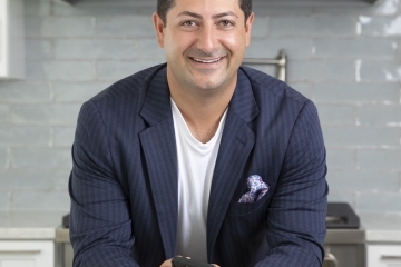 Michael Furino @ Douglas Elliman Real Estate Logo