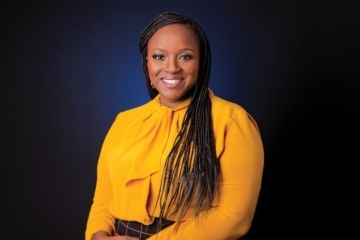 Carliss Chatman headshot.