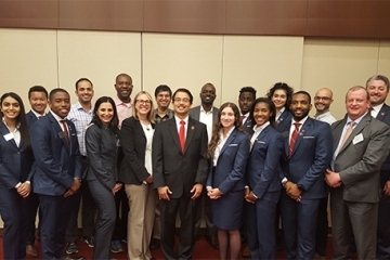 Networking Event Strengthens Relationship with Alumni at Bloomberg