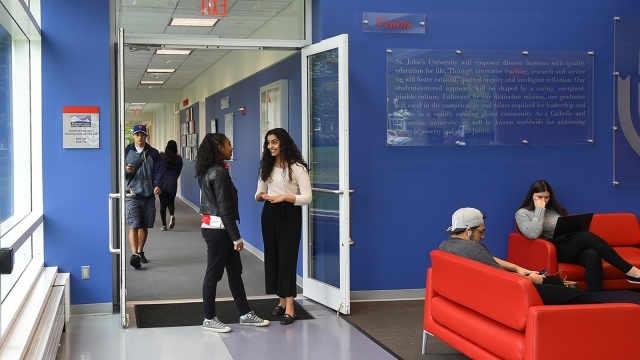 Students walking through Staten Island Student Center 