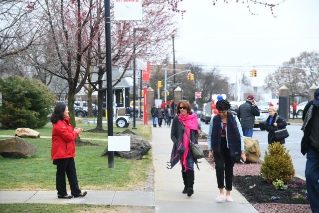 Accepted Student Day at Queens Campus