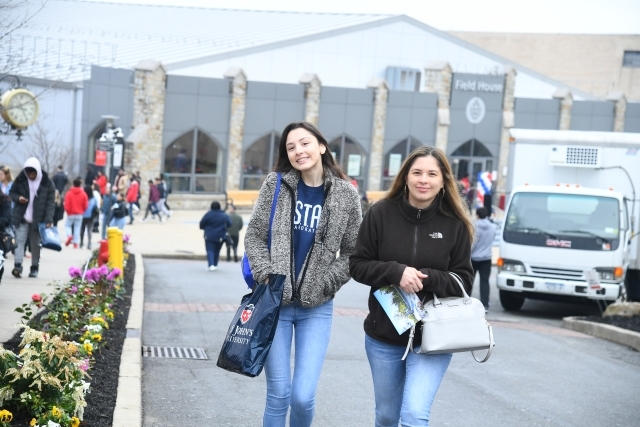 Accepted Student Day at Queens Campus