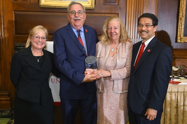 Dean Sharpe, 2019 Founder's Society Dinner attendees and President Gempesaw