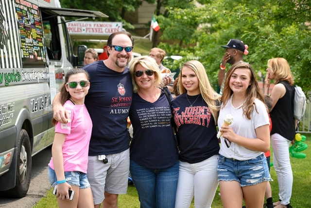 Grand Alumni Homecoming Weekend guests