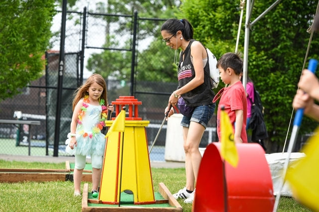 Grand Alumni Homecoming Weekend guests