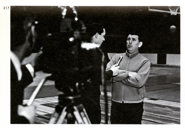 Lou Carnesecca talks to media