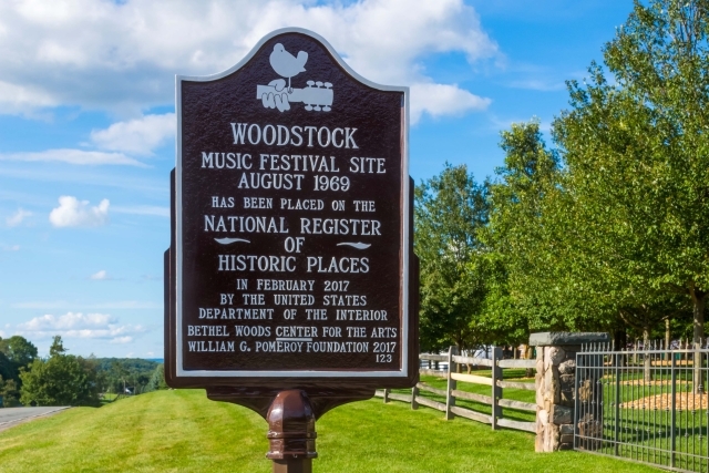 Woodstock sign