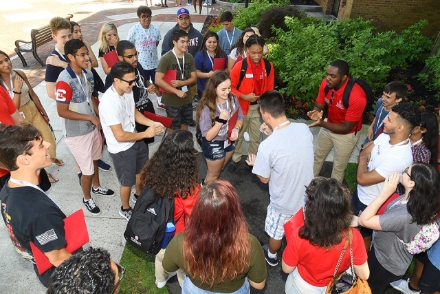 Overhead shot of new students and orientation leaders