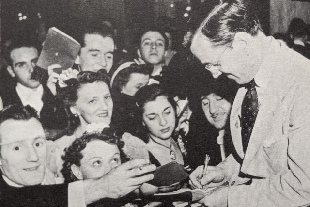 Glen Miller singing autographs
