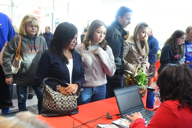 Family Check In at SI Open House