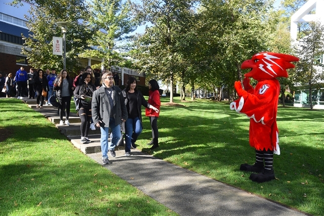 Family visits SI Open House