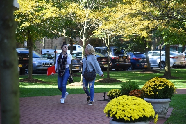 I Want to Be a Johnny at SI Campus