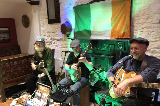 Irish band performing