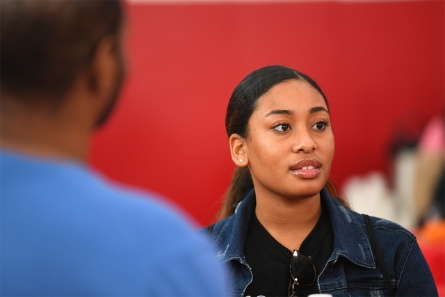 SI prospective students at Open House