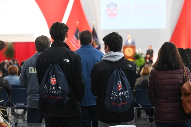 Welcoming prospective students at SI Open House