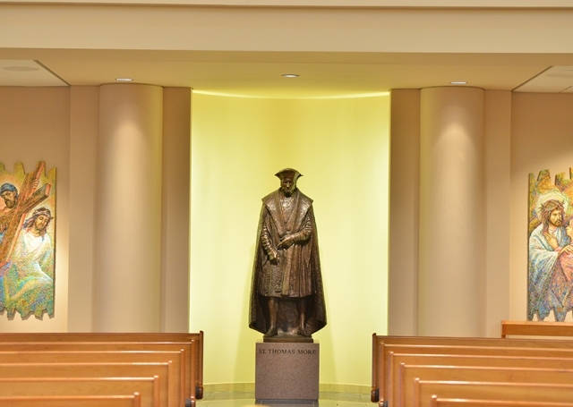 St. Thomas More Church: Statue