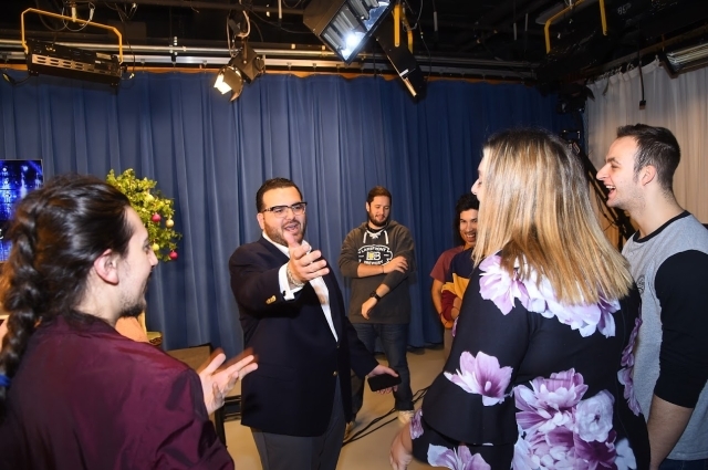 Sal Valentinetti talking to students