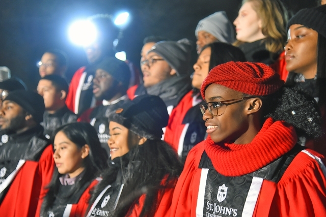 Voices of Victory performing