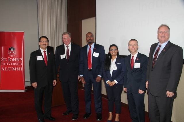 Pharmaceutical Industry Alumni Hold Reception