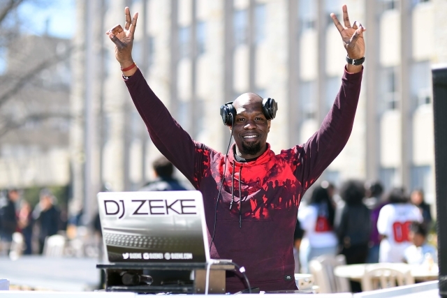 DJ Zeke