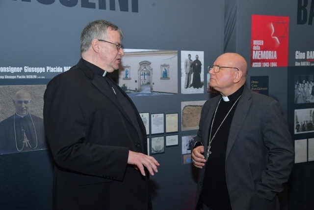 Rev. Patrick J. Griffin, C.M., Executive Director, Vincentian Center for Church and Society at St. John’s University, chats with the Most Rev. Archbishop Domenico Sorrentino of the Diocese of Assisi-Nocera Umbra-Gualdo Tadino.         