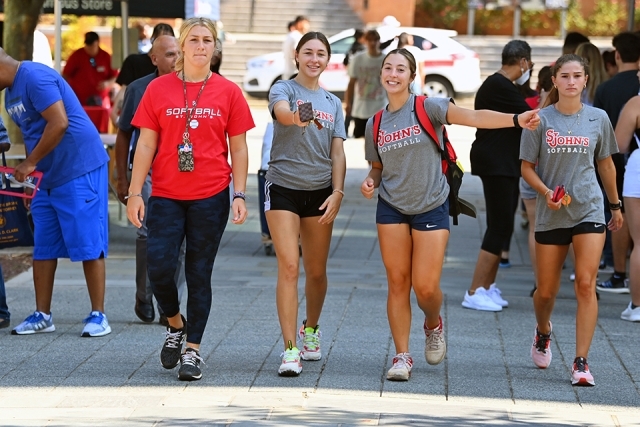St. John's softball team at Move In Day