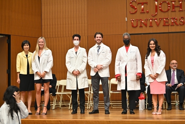 Physician Assistant students pose for a group photo at the white coat ceremony