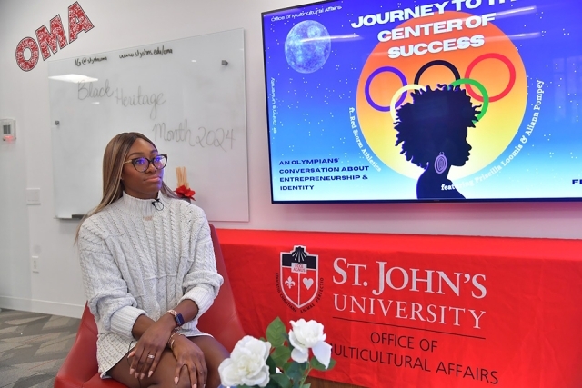 Priscilla Loomis at Journey to the Center of Success lecture event