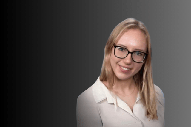 Claudia Kwasiborski headshot