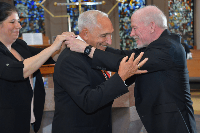 Alumnus and Longtime Employee Receives Medal of Honor 