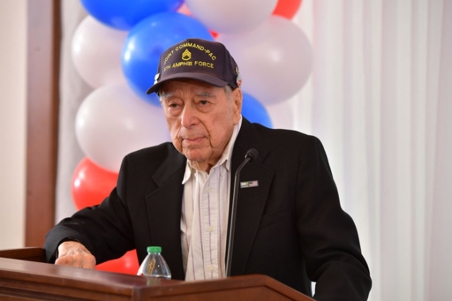 Man with veteran cap 